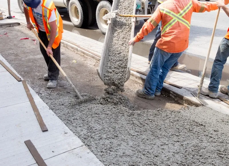 Platforma betonata pregatita pentru trafic si utilizare industriala